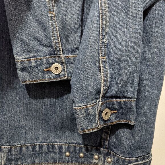 EIGHTYTWO Embroidered distressed denim jean jacket size Small @F - Picture 6 of 11